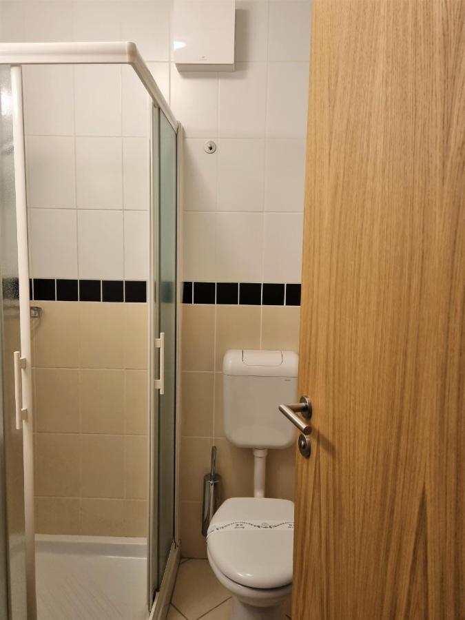 Apartments Ad رادنسي المظهر الخارجي الصورة